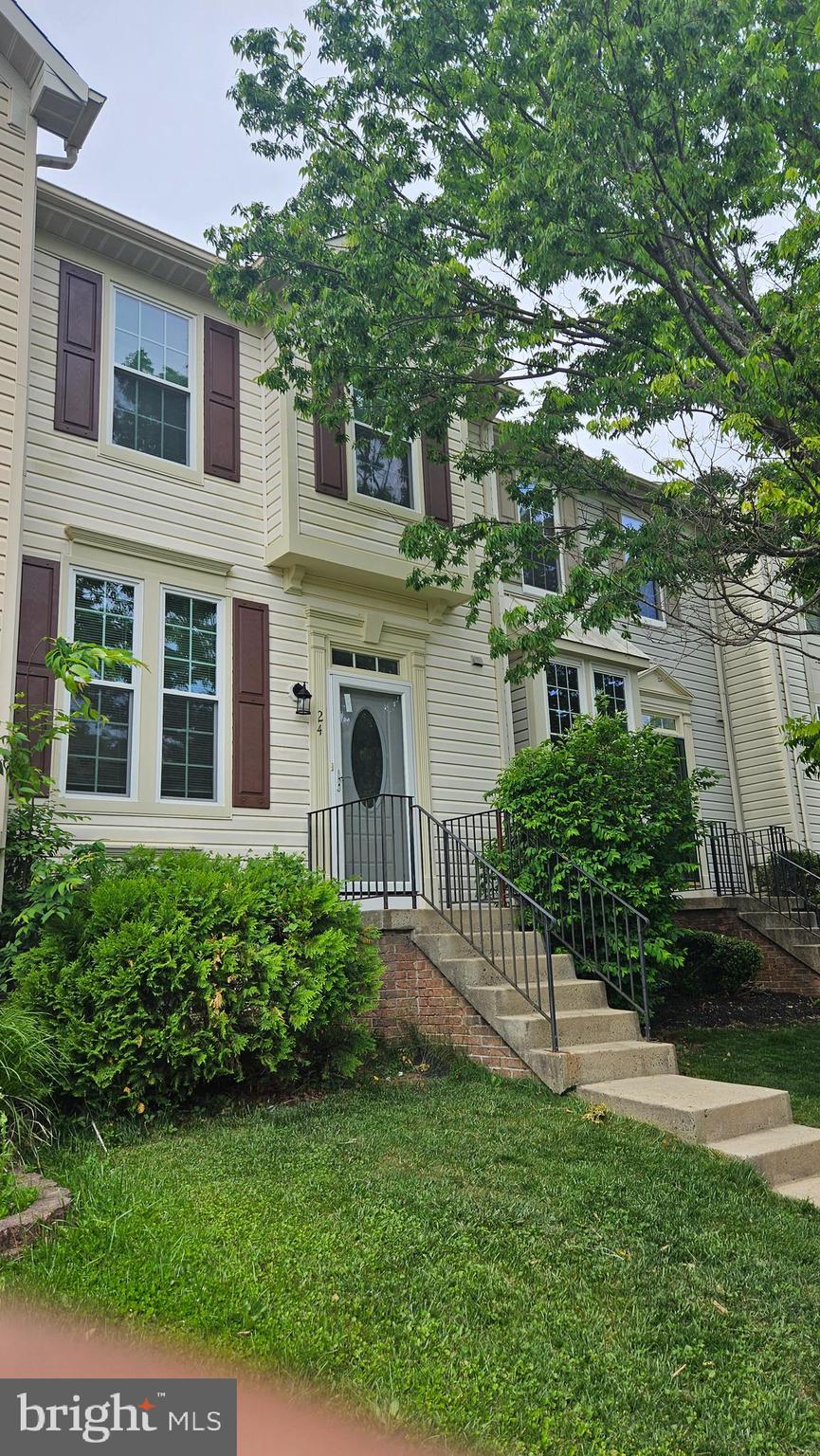 MIDDLE RIVER - Residential Lease