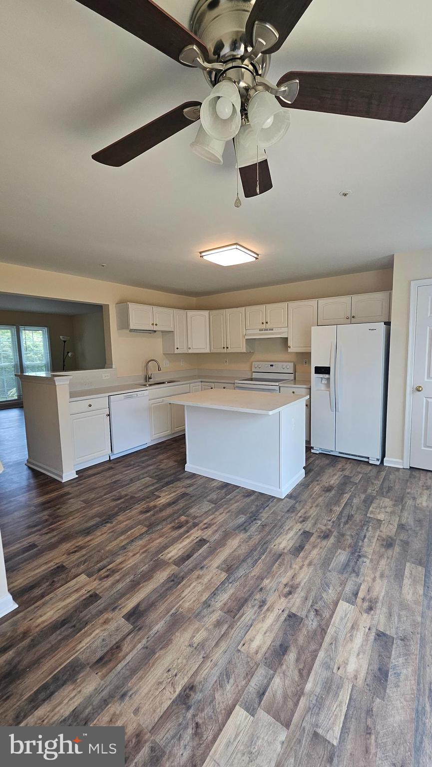 MIDDLE RIVER - Residential Lease