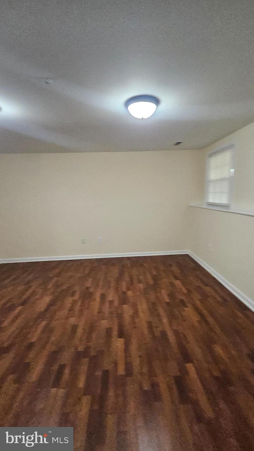 MIDDLE RIVER - Residential Lease