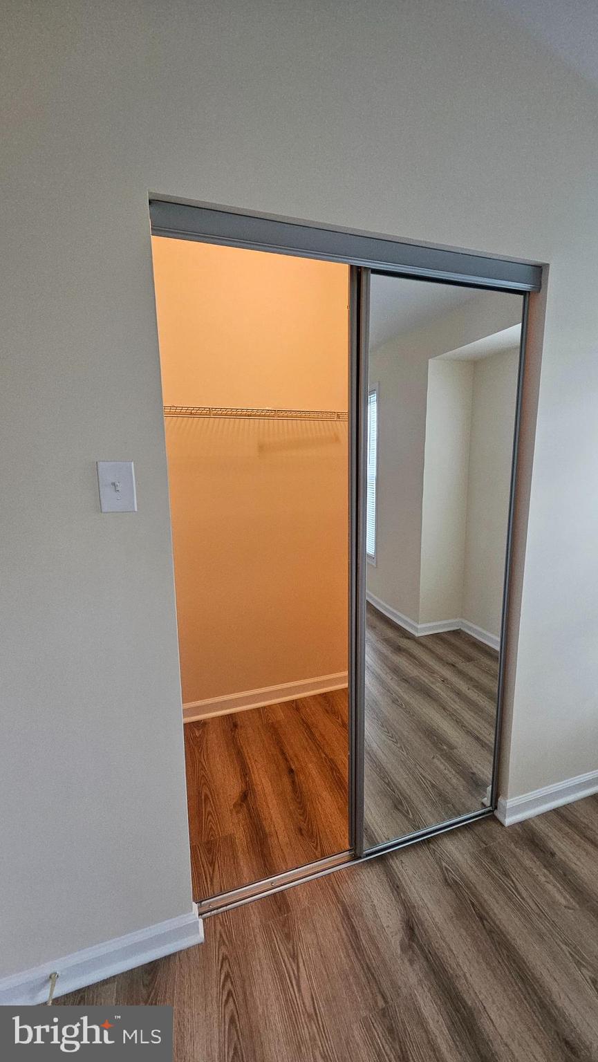 MIDDLE RIVER - Residential Lease