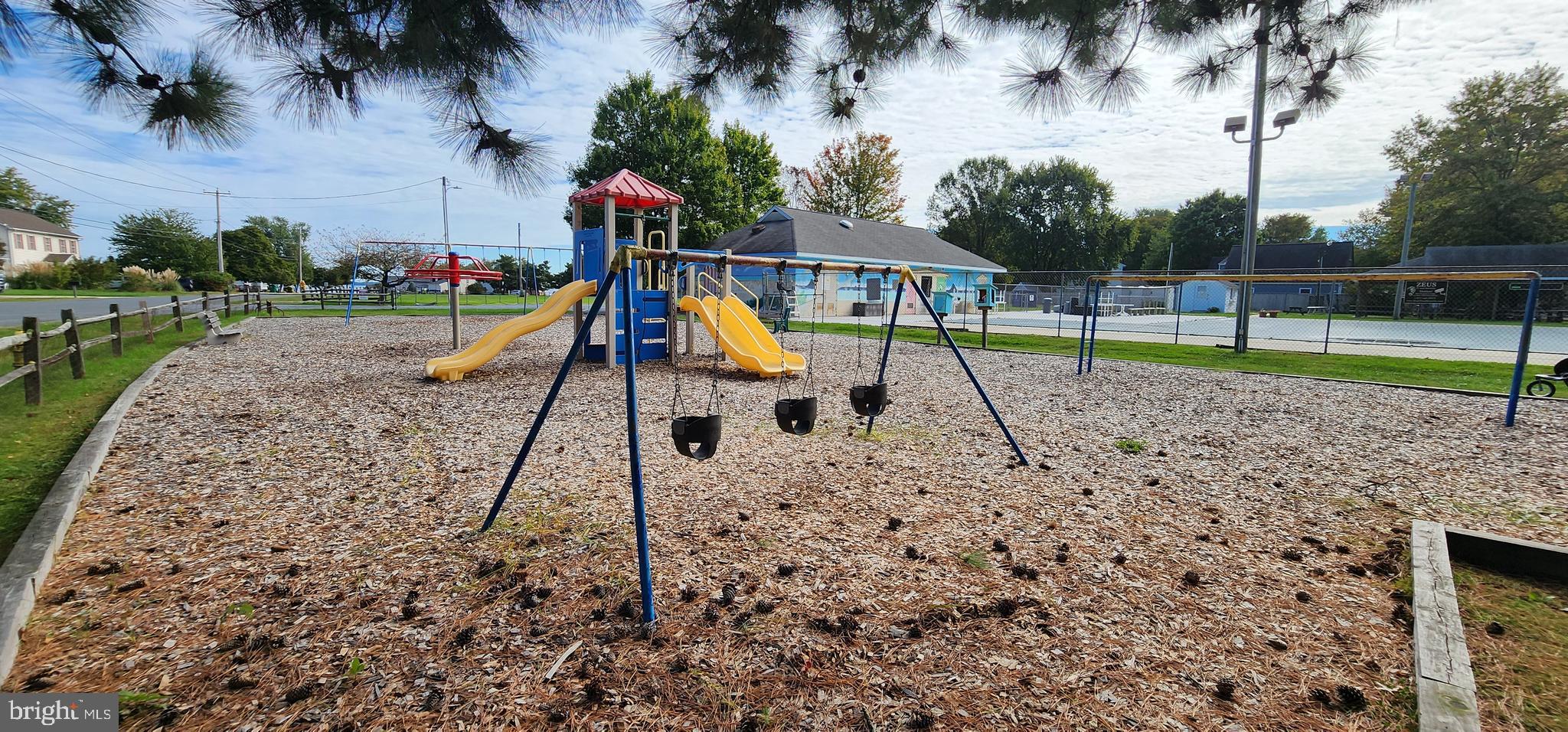 CLOVERFIELDS - Residential