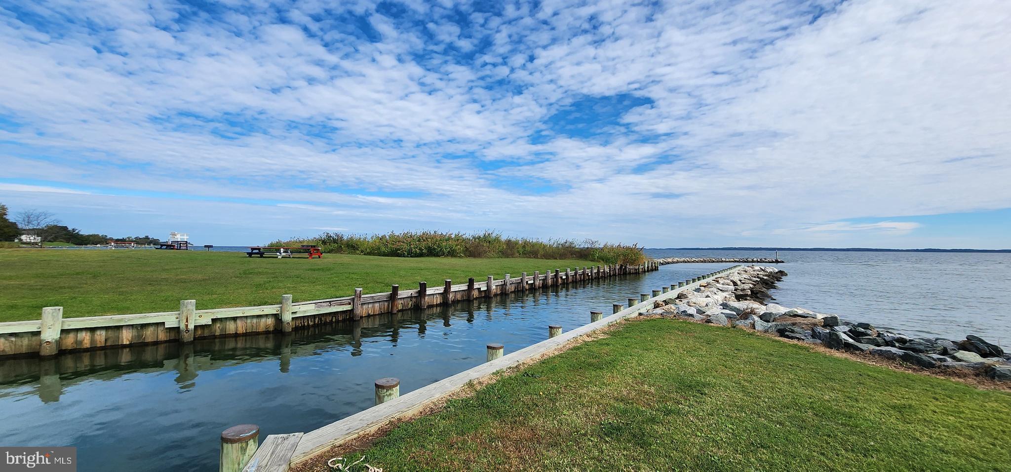 CLOVERFIELDS - Residential