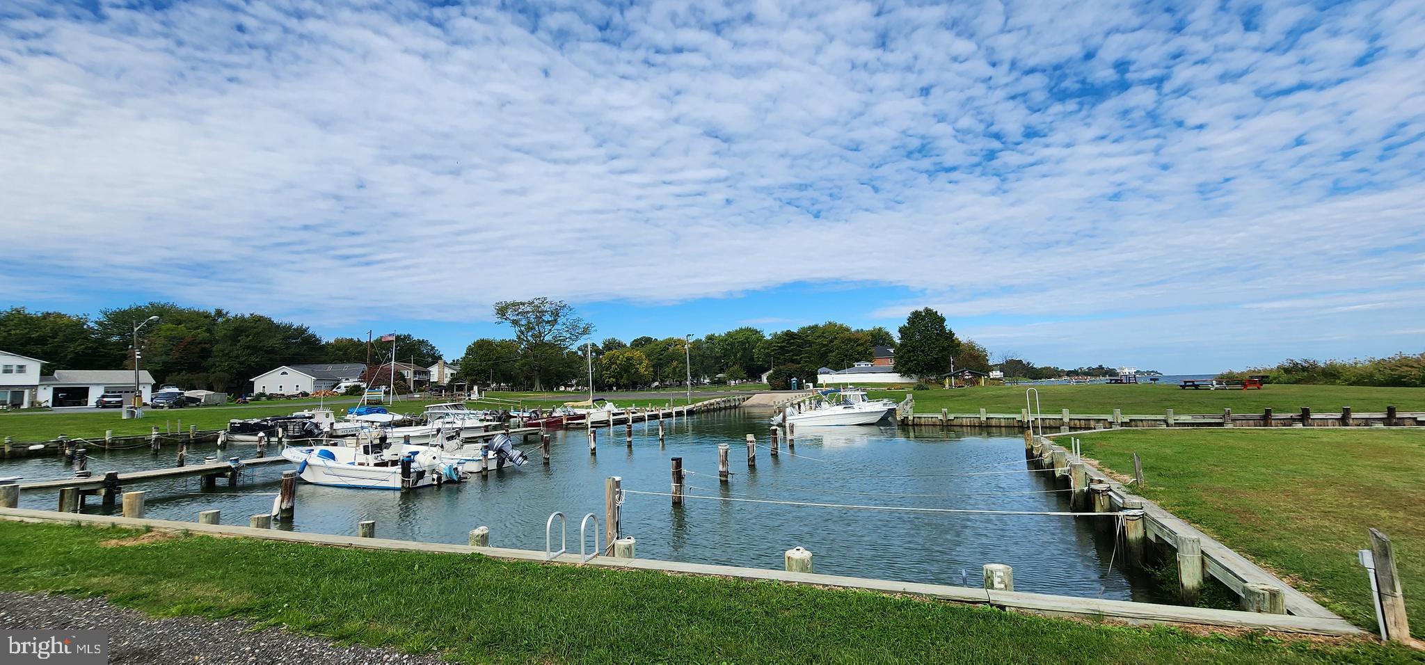 CLOVERFIELDS - Residential