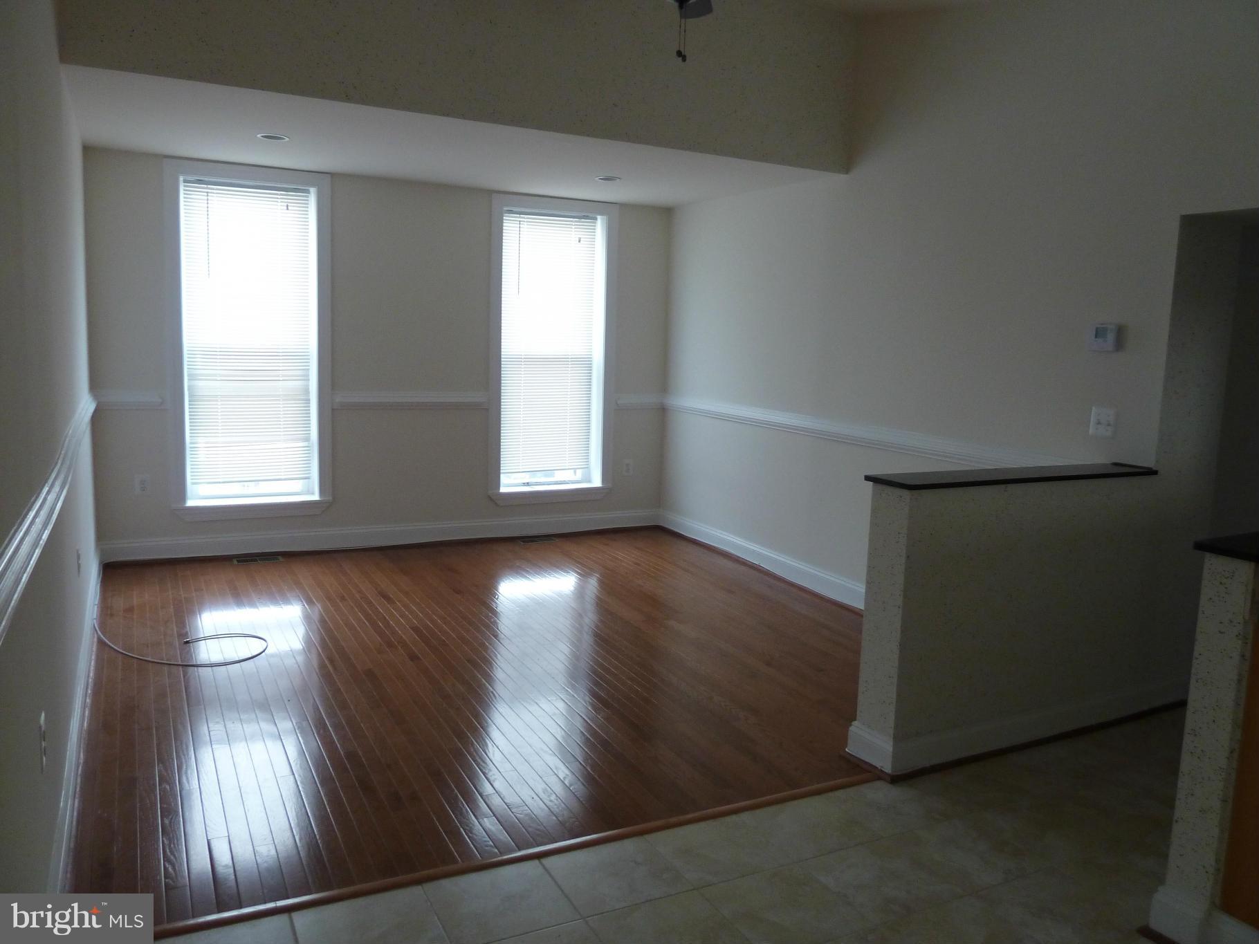 NO street parking 4 the Unit, available 7/01, nice recently renovated, suitable for roommates, wood floor, central air & heat, w/d, utilities to be included at $165 for 2, or $130 for 1. convenient location. Schedule online, occupied, 24h notice required. Go to 920 light & take Hamburg St to the alley in the rear of the building, entrance through the gate, 1st floor unit 922 C at the door