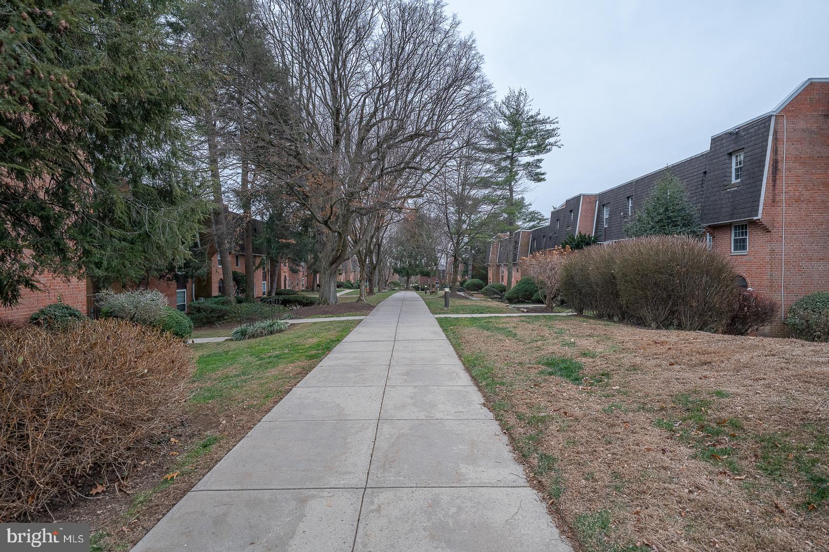 EAST FALLS - Residential