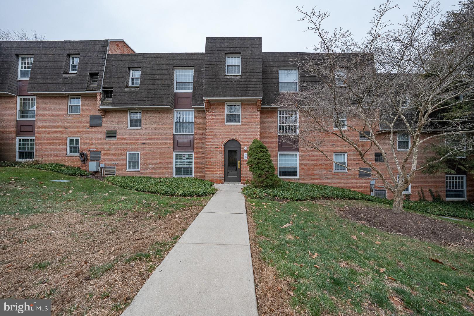 EAST FALLS - Residential