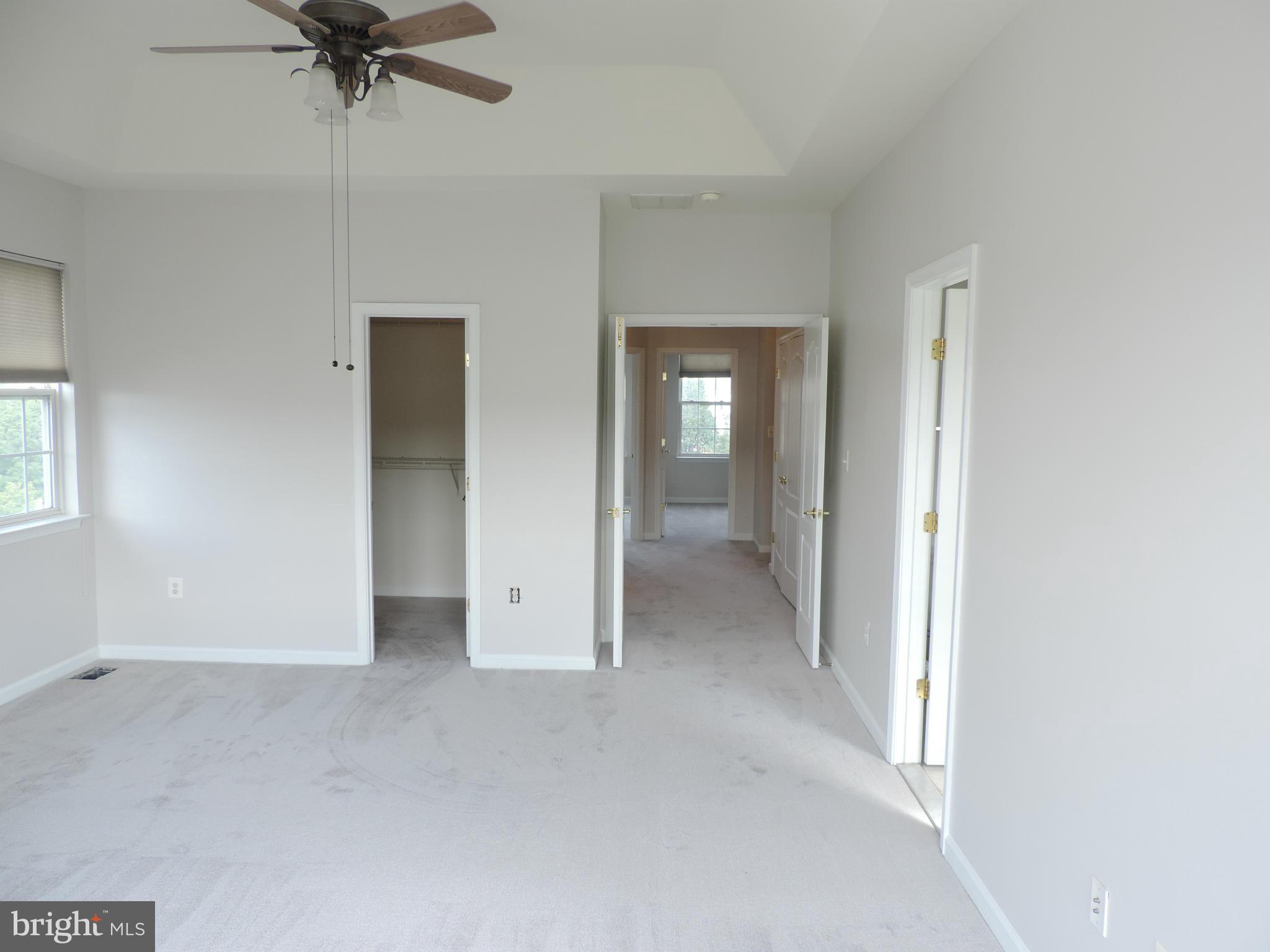 AUTUMN CHASE HUNT - Residential Lease