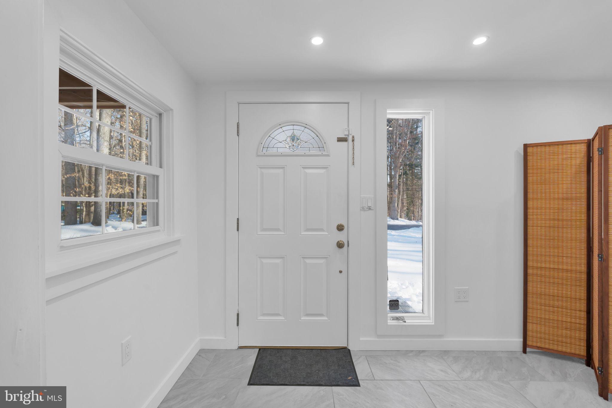 BREEZY POINT - Residential