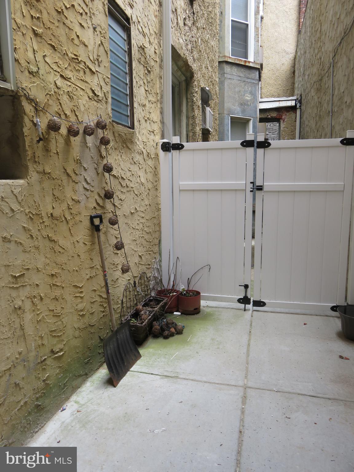 WASHINGTON SQ WEST - Residential Lease