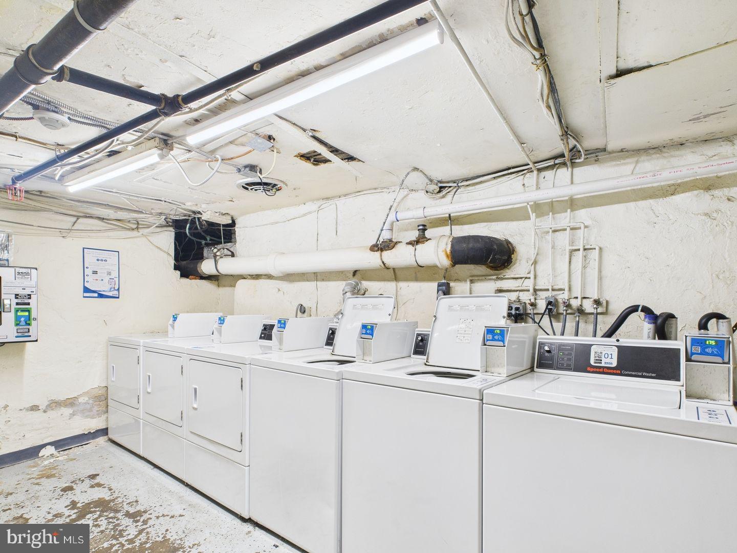 WASHINGTON SQ WEST - Residential Lease