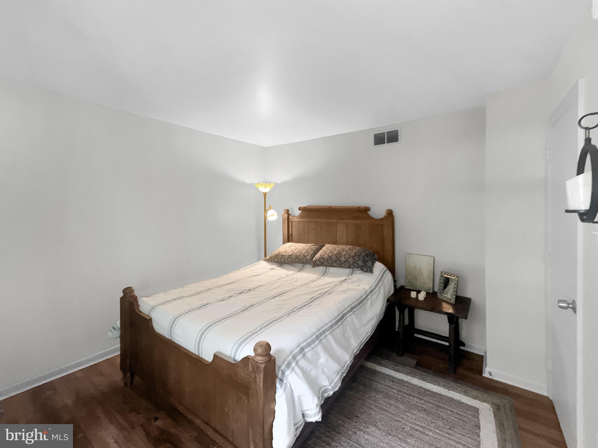 LEXINGTON WOODS - Residential