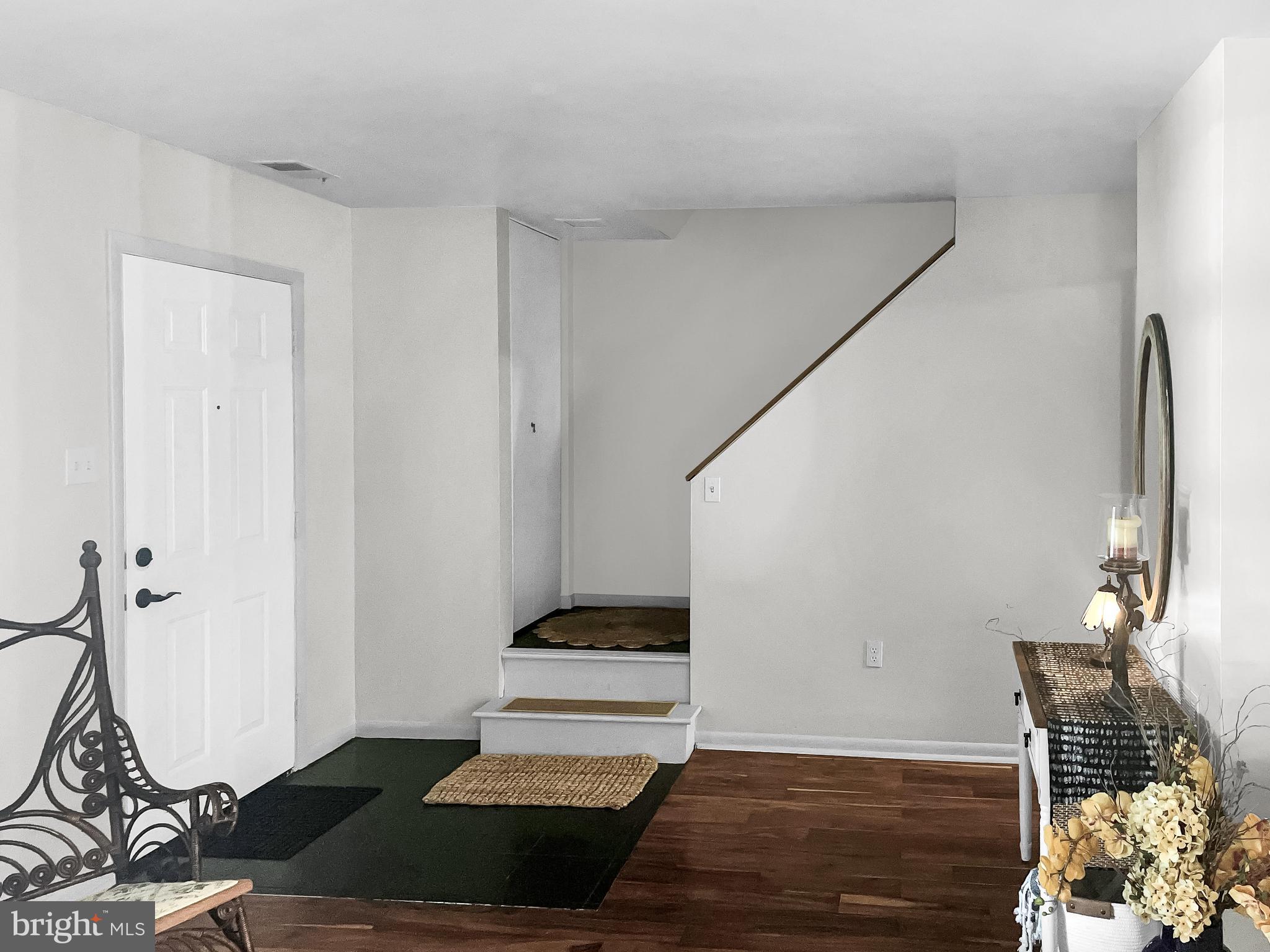 LEXINGTON WOODS - Residential