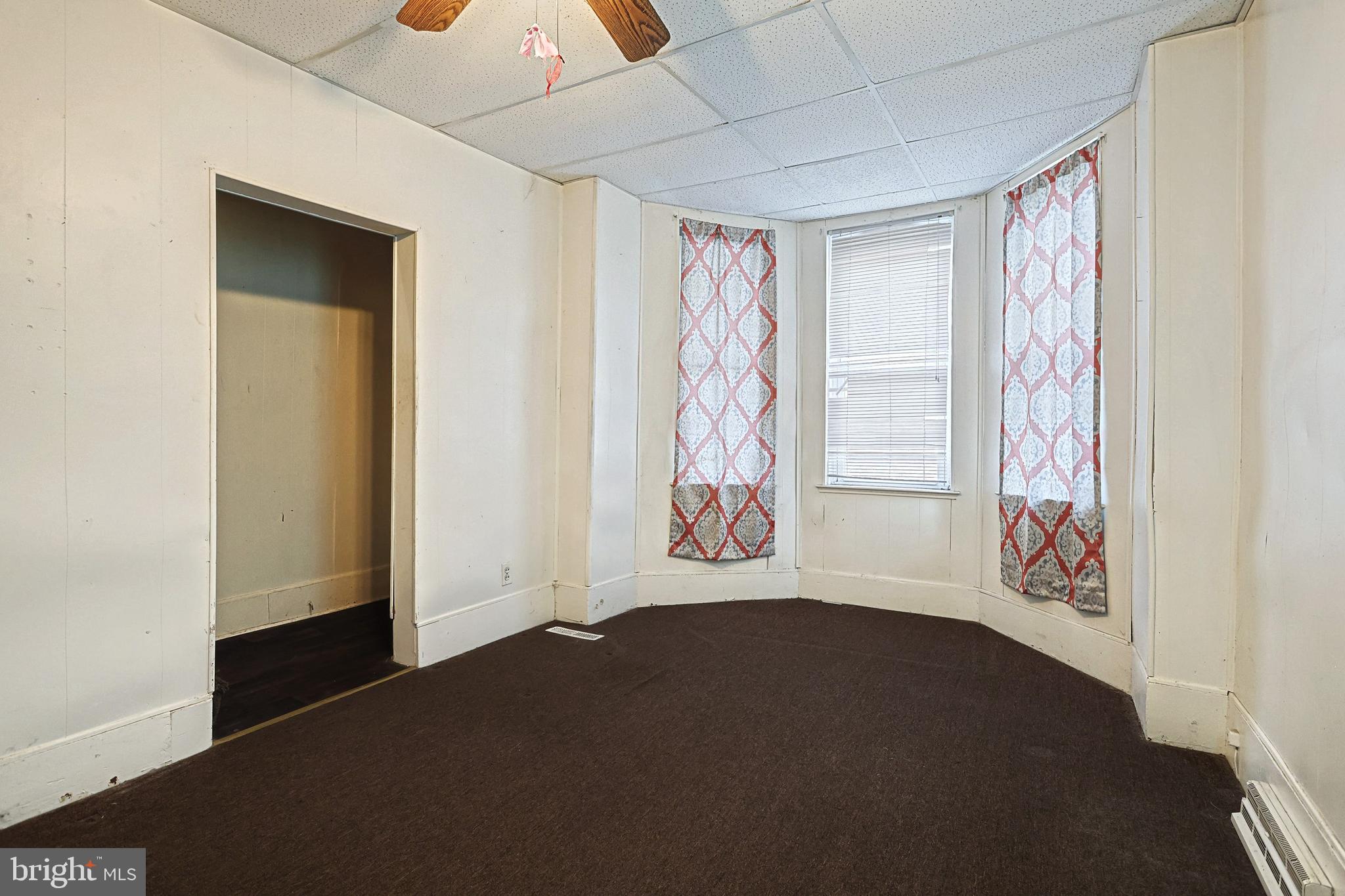 WINDSOR BORO - Residential Income