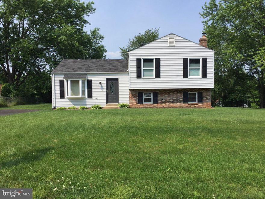 Fantastic find in Chesneys Subdivision on Applecross Cul-de-Sac! Bright and Sunny Split level home with 3 bedrooms, and 2 full baths! New Hardwood floors, Carpet and fresh paint! Updated Kitchen, and windows! Back deck! NO HOA!!! Convenient Location! Seller is including a Home Warranty!!