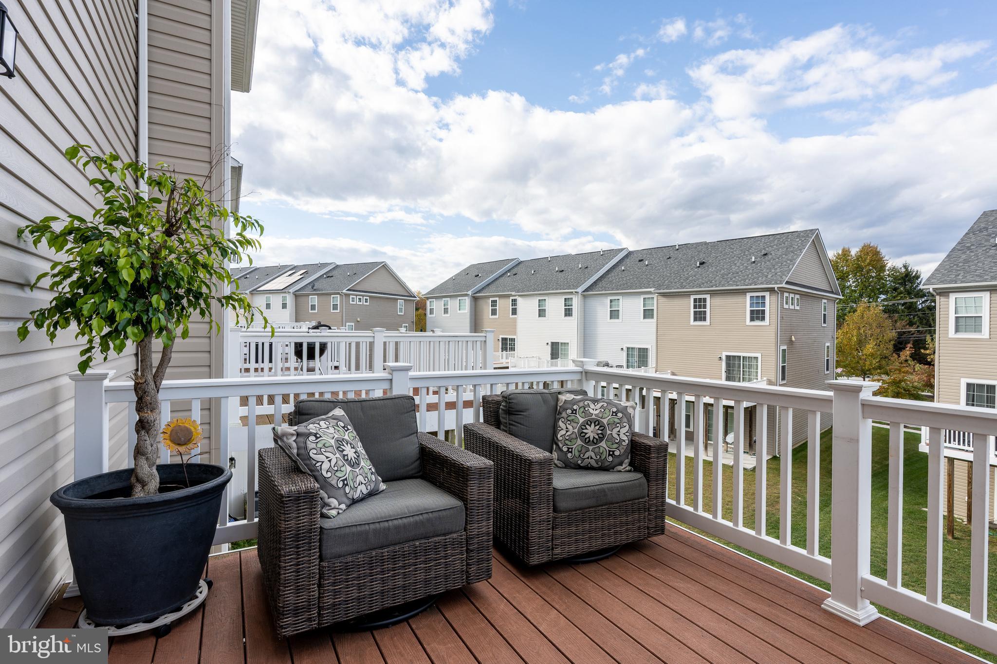 BALLARD GREEN - Residential