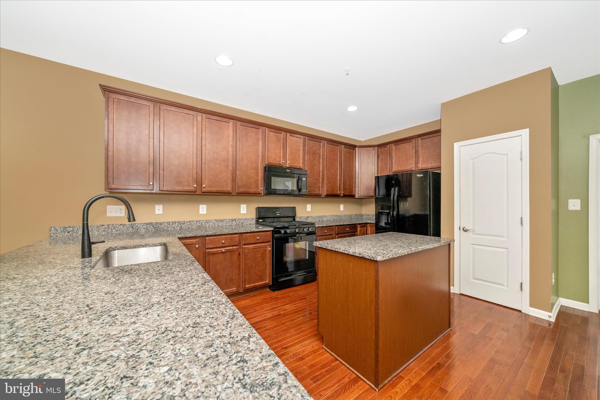 BALLARD GREEN - Residential