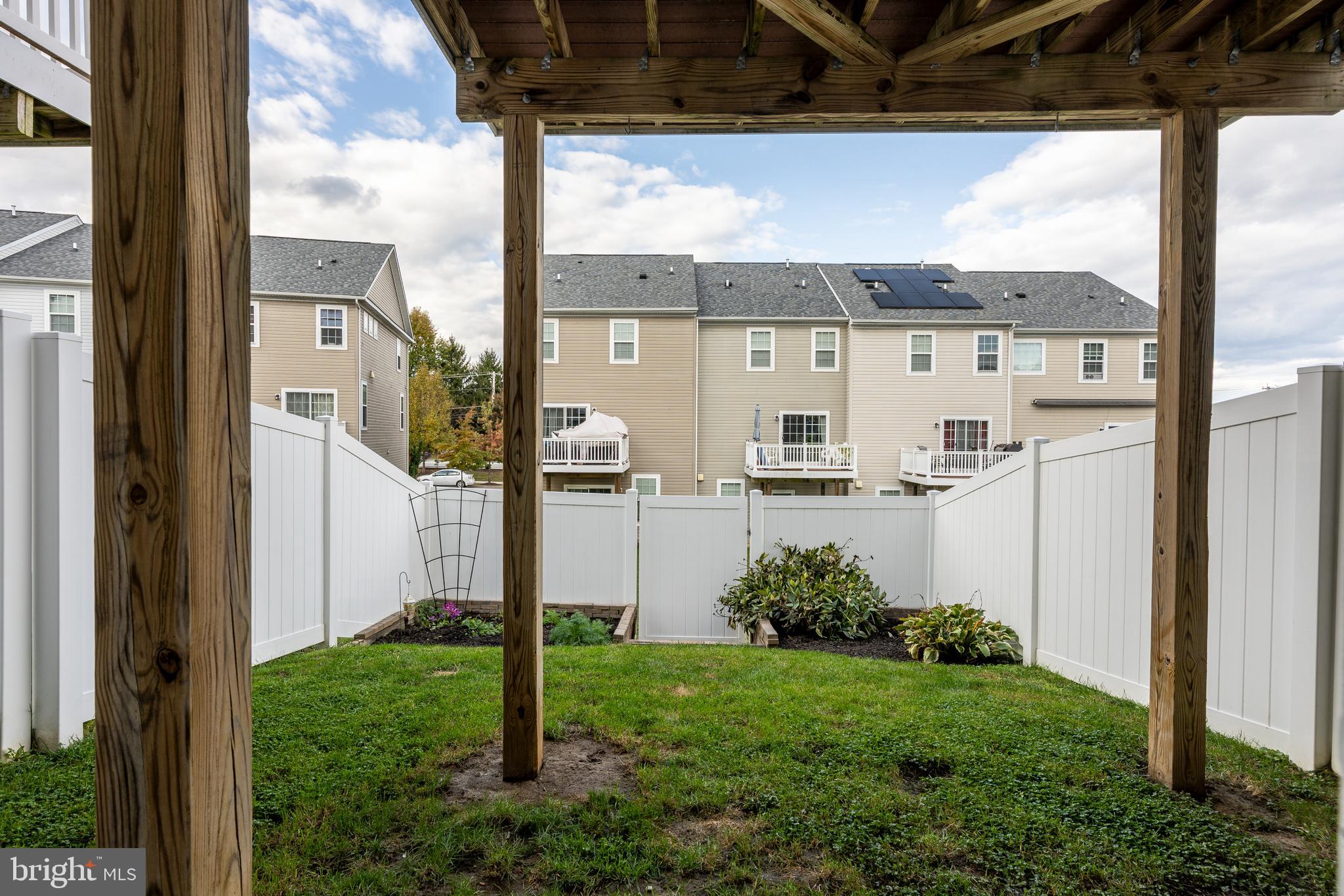 BALLARD GREEN - Residential