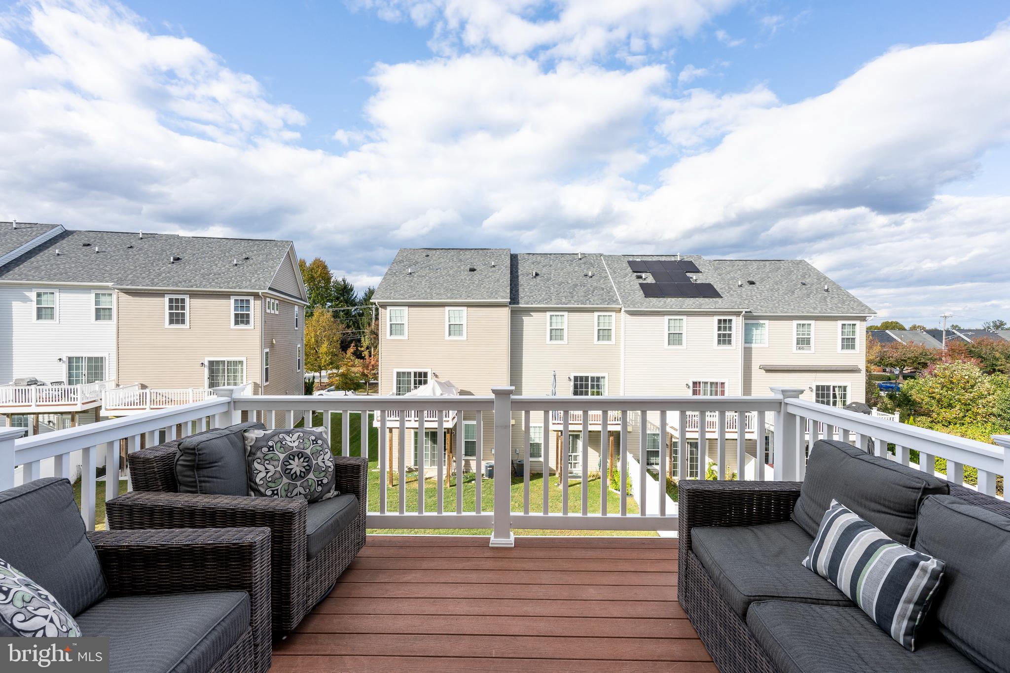 BALLARD GREEN - Residential