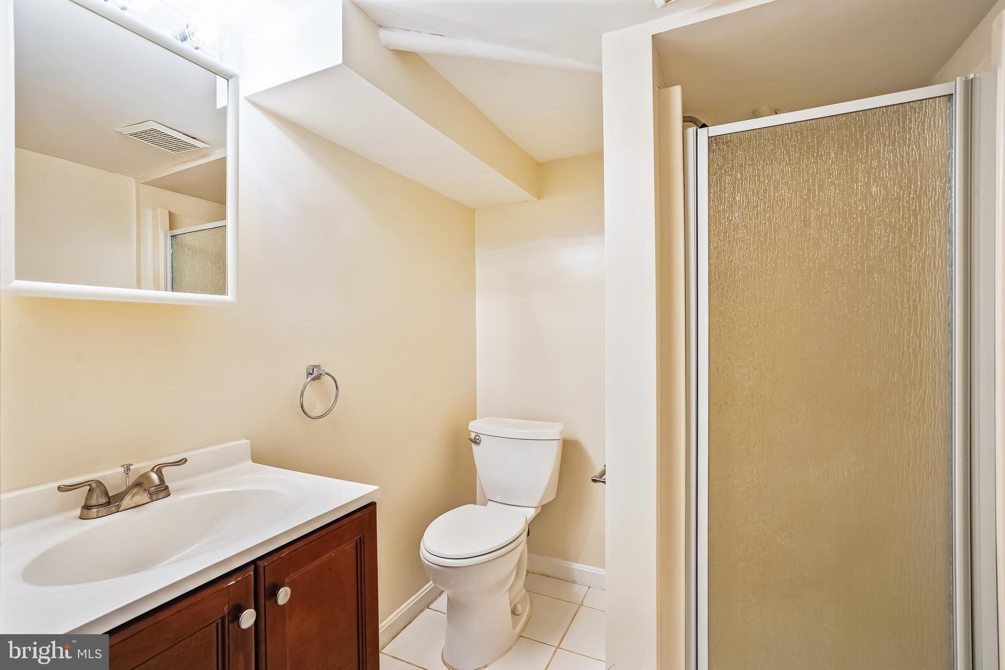 DUNN LORING - Residential