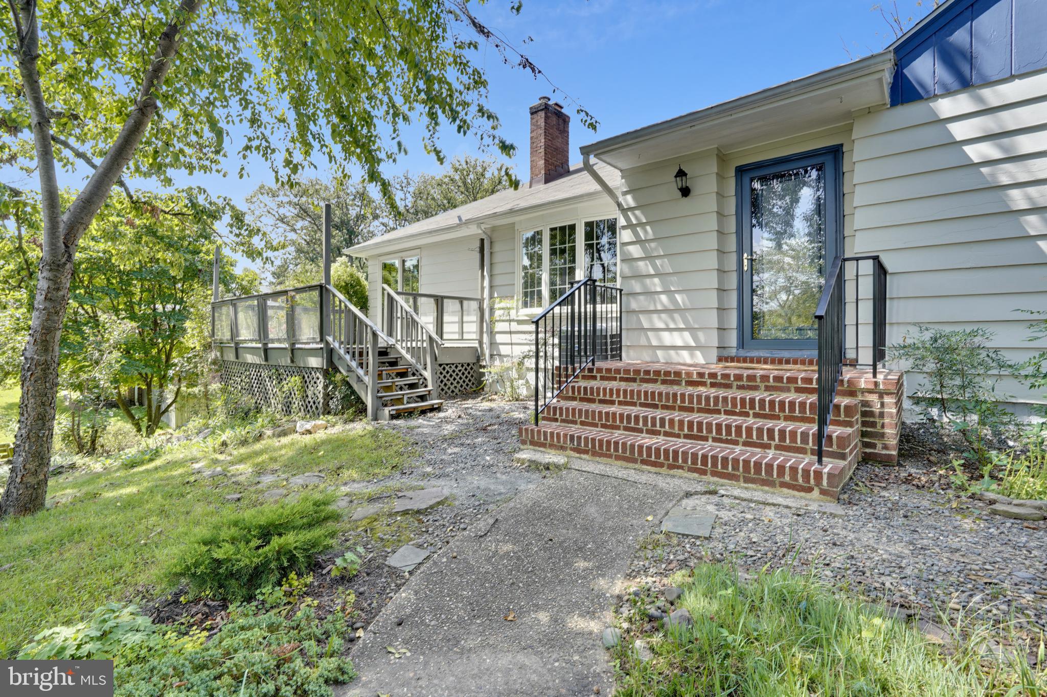 DUNN LORING - Residential