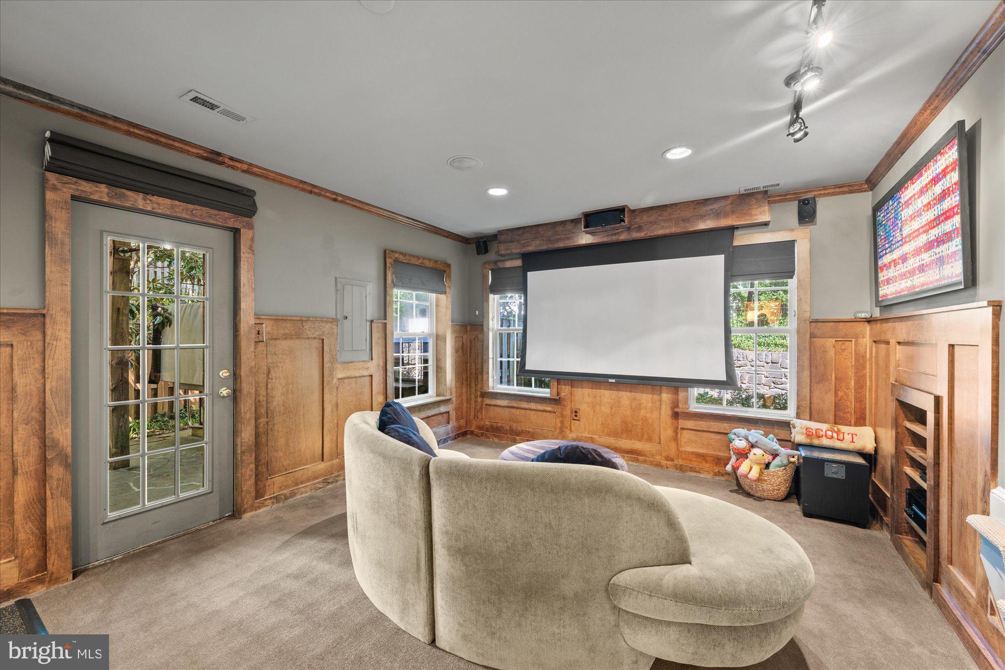 STONEGATE AT HIGHPOINTE - Residential