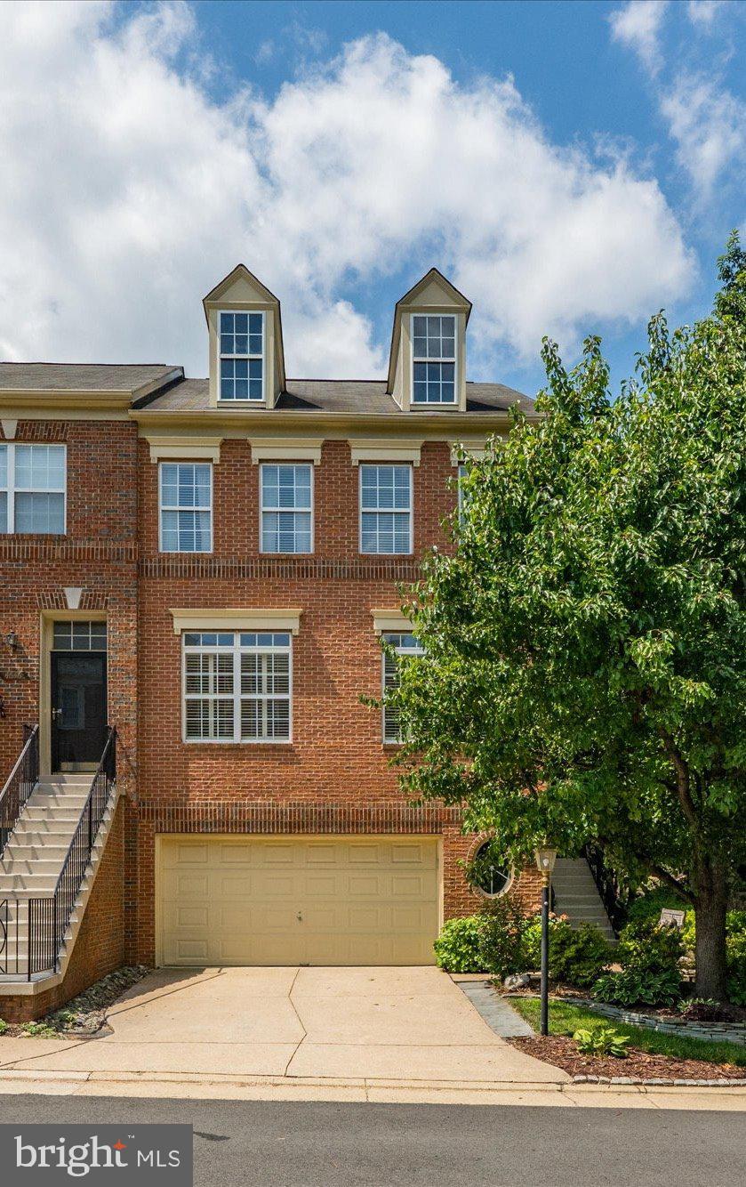 4648 LAMBERT DRIVE