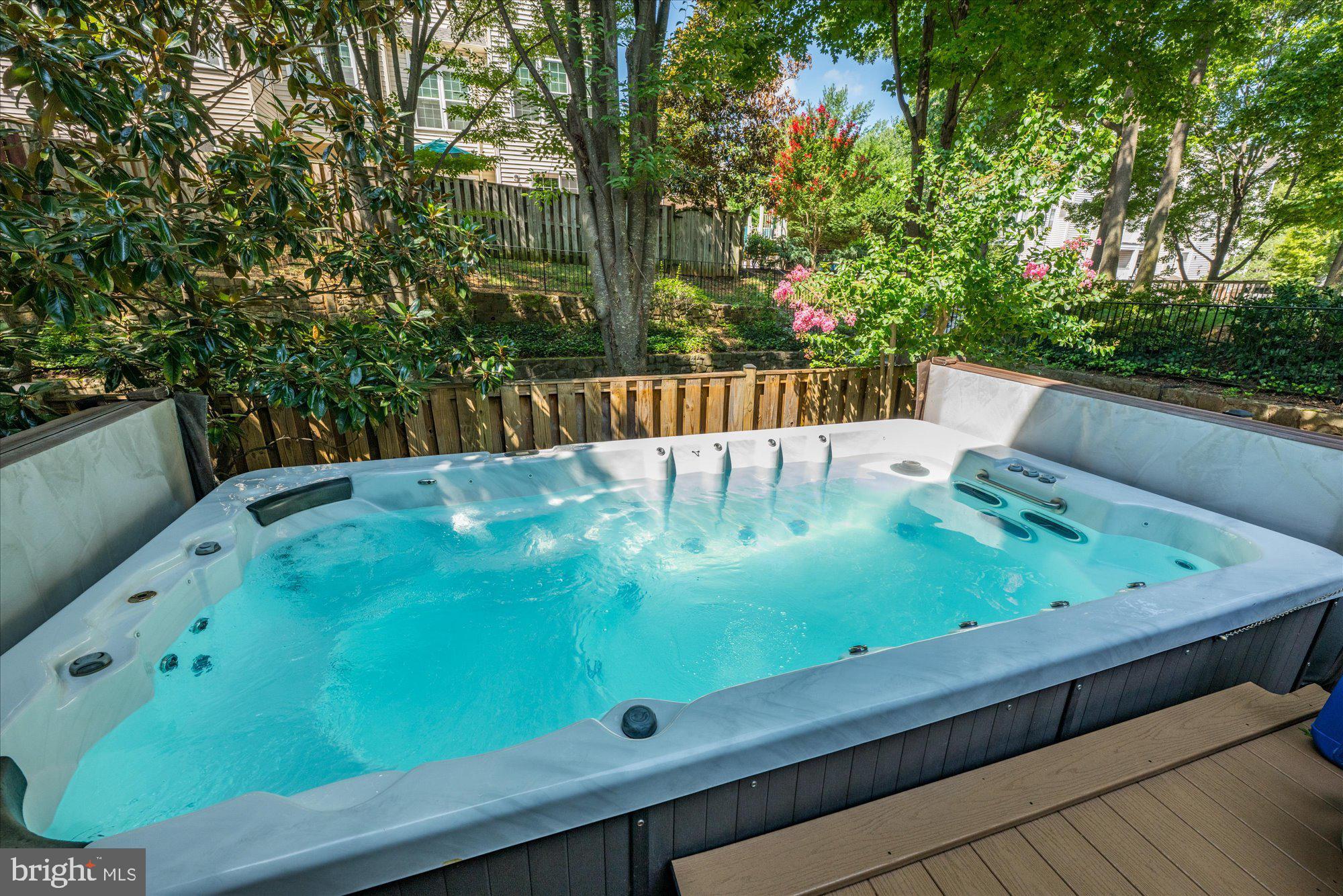 STONEGATE AT HIGHPOINTE - Residential