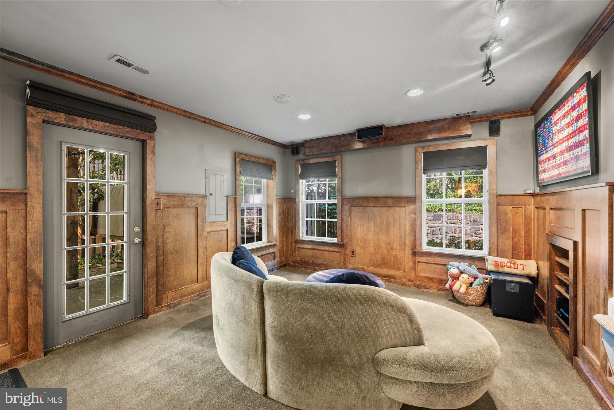 STONEGATE AT HIGHPOINTE - Residential