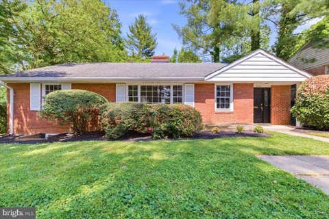 Homes For Sale - 4405 Clearbrook Lane<br/> KENSINGTON, MD 20895