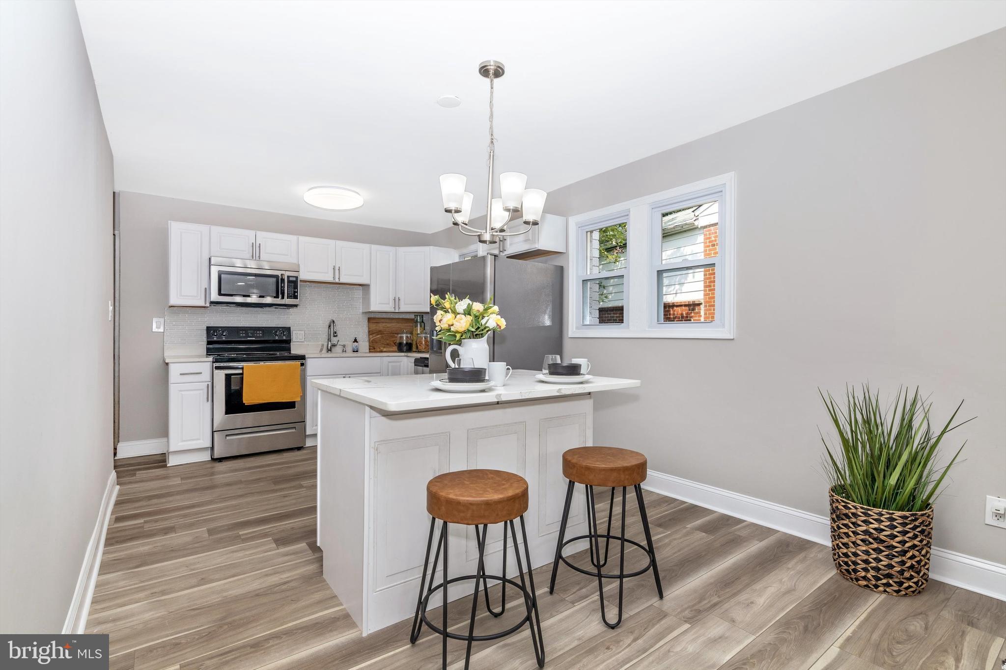 WHEATON WOODS - Residential