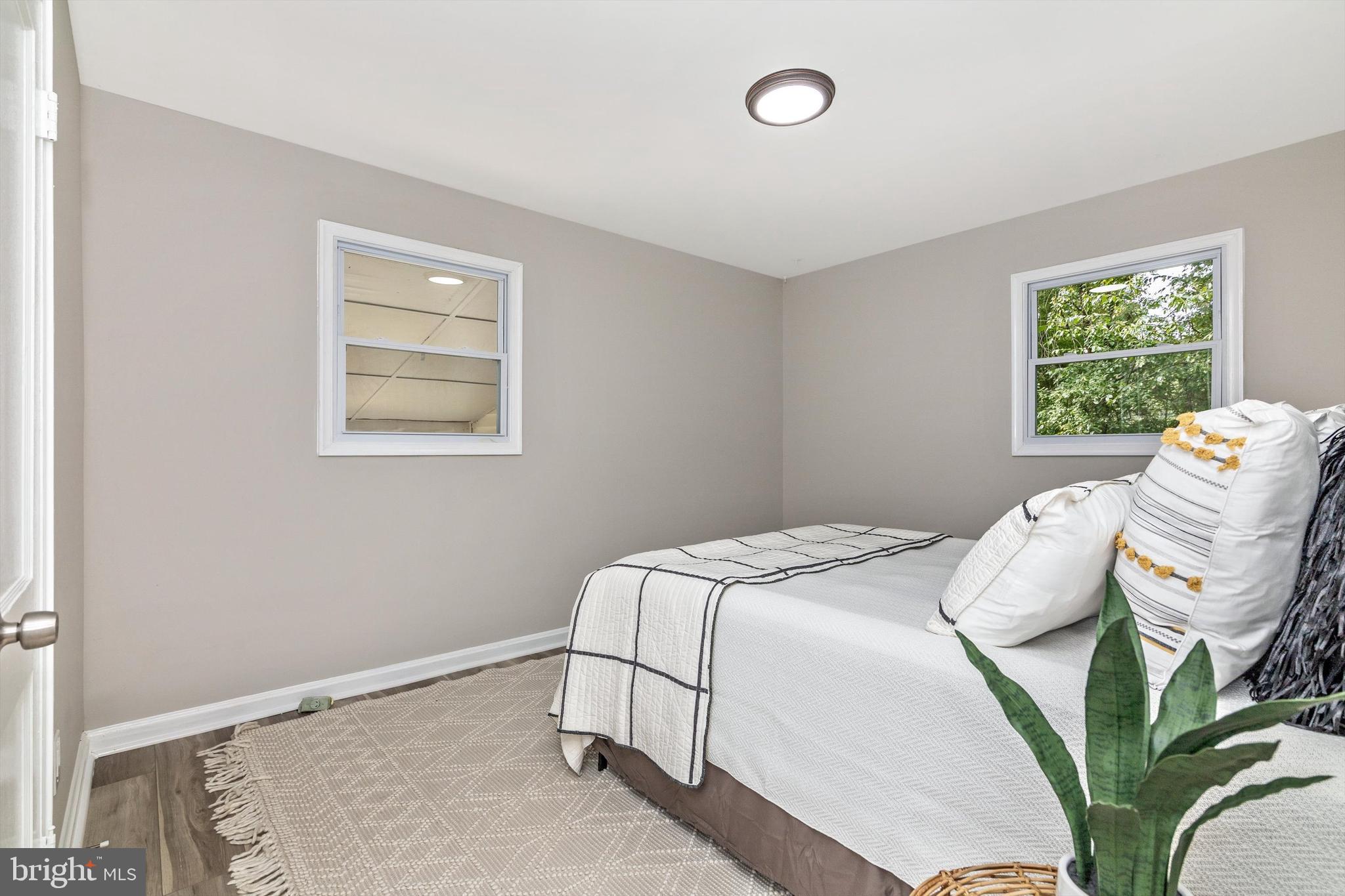 WHEATON WOODS - Residential