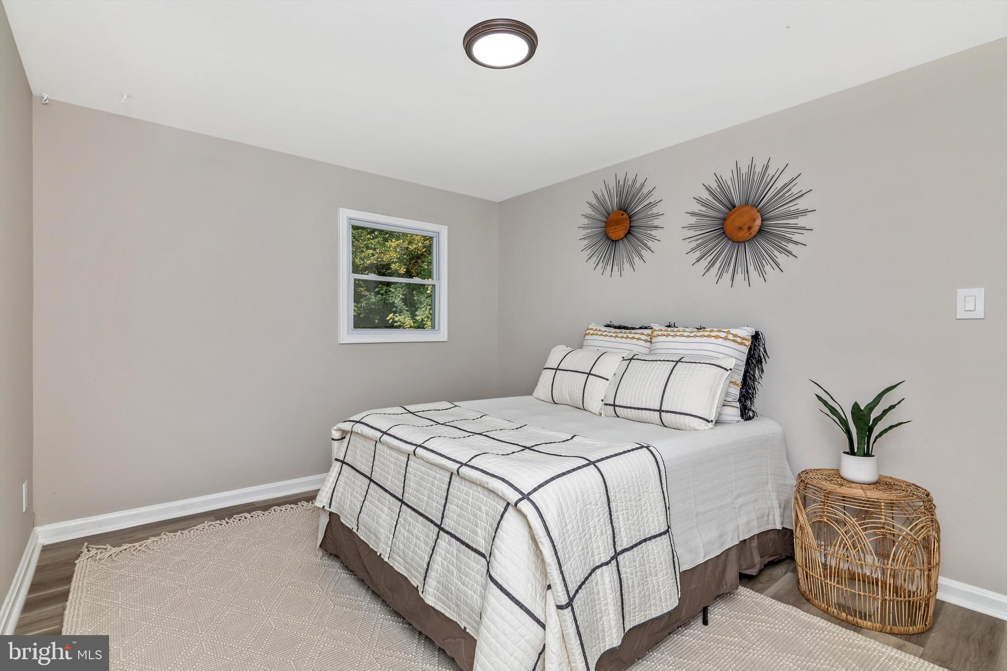 WHEATON WOODS - Residential