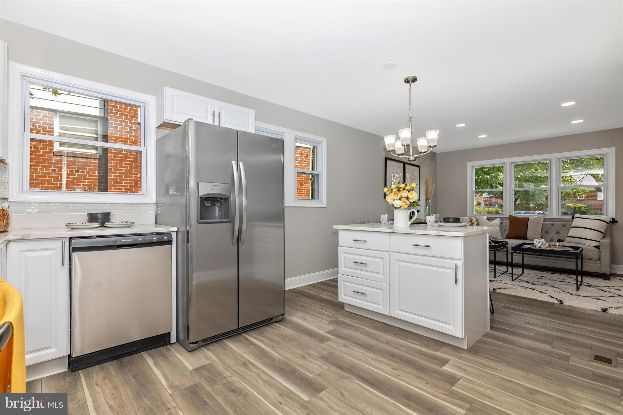 WHEATON WOODS - Residential