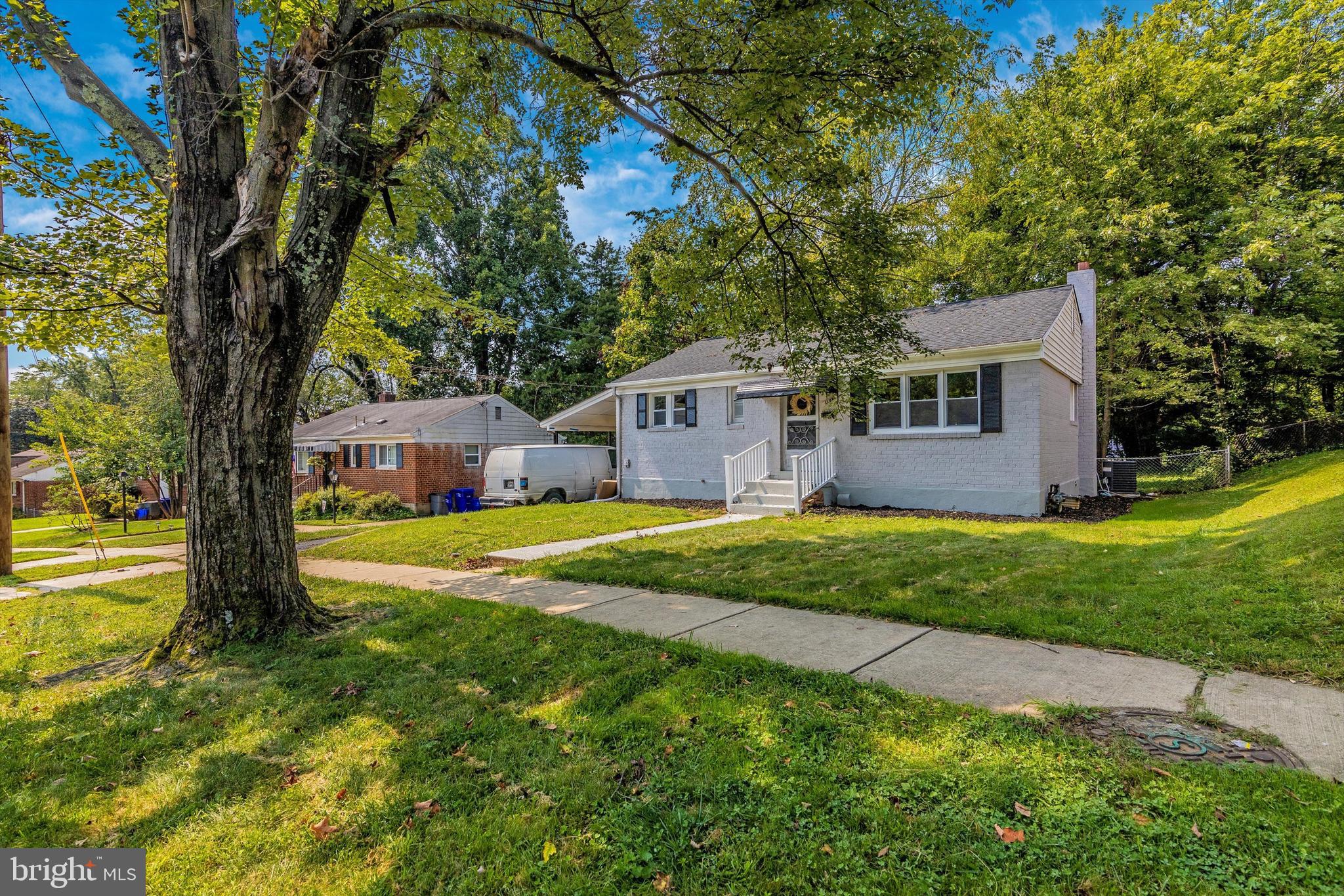 WHEATON WOODS - Residential