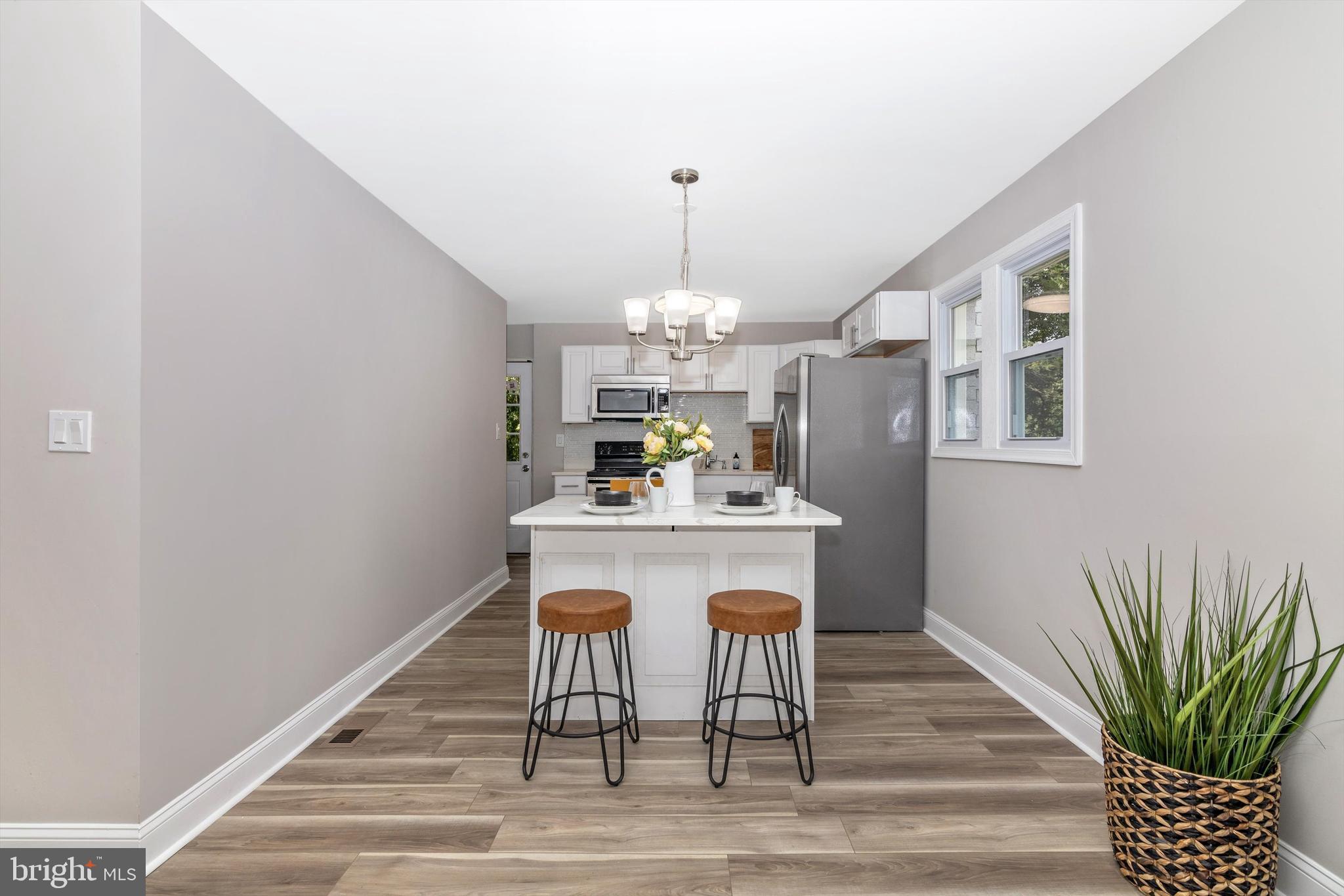 WHEATON WOODS - Residential