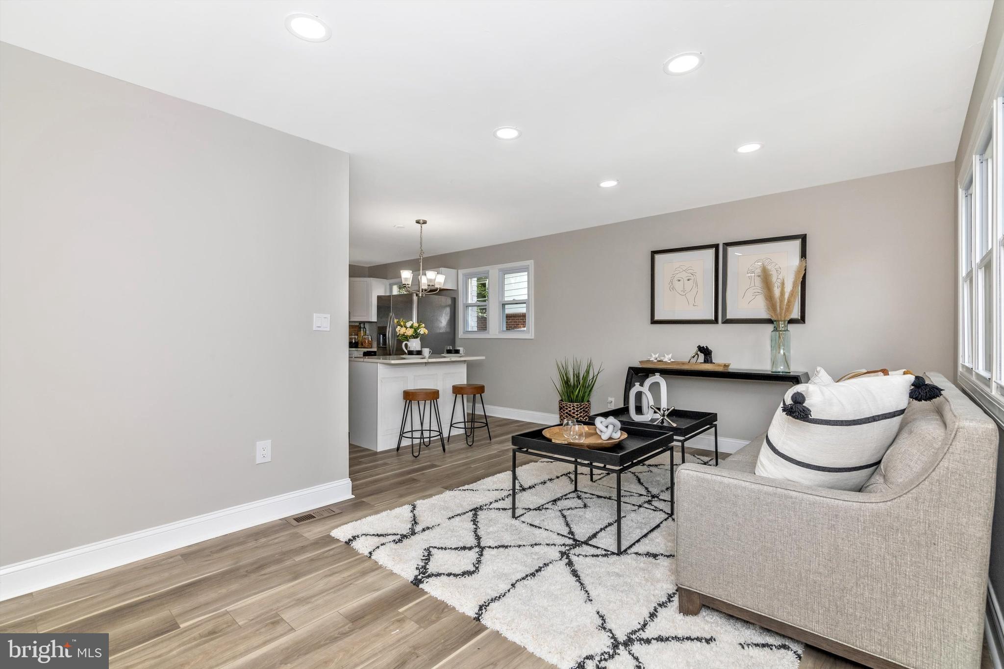 WHEATON WOODS - Residential