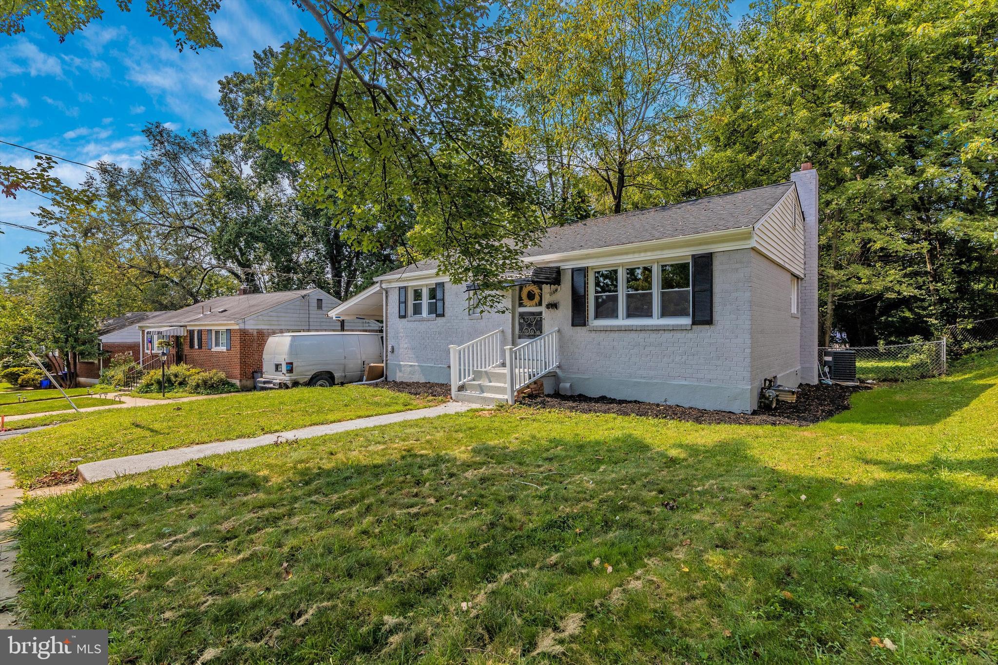 WHEATON WOODS - Residential