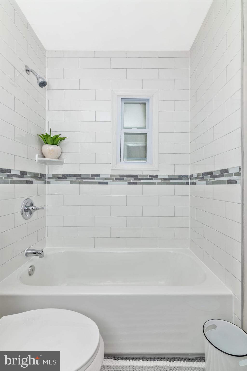 WHEATON WOODS - Residential