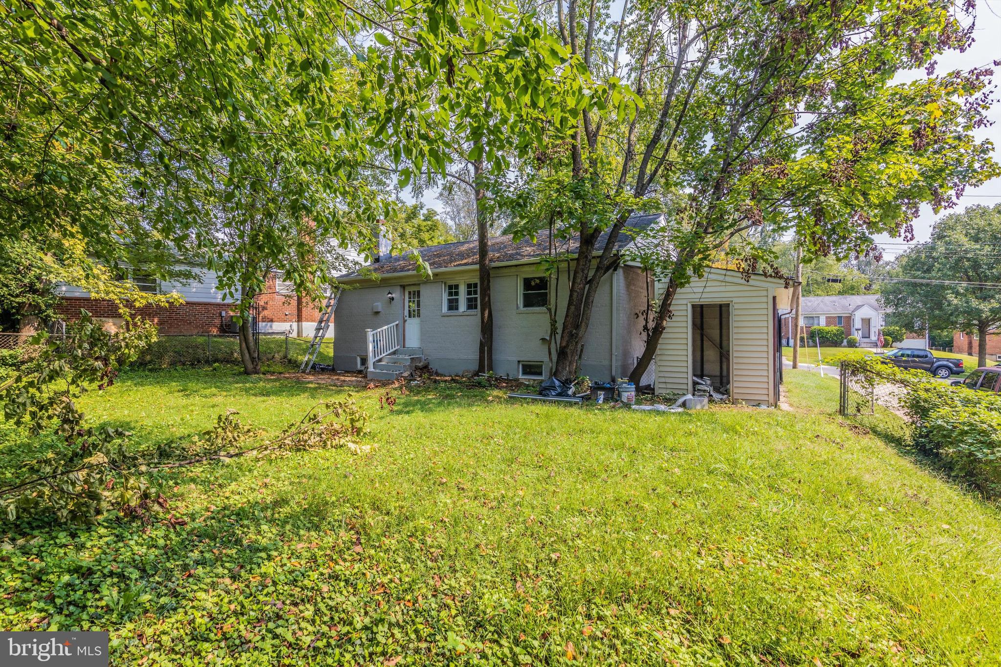 WHEATON WOODS - Residential