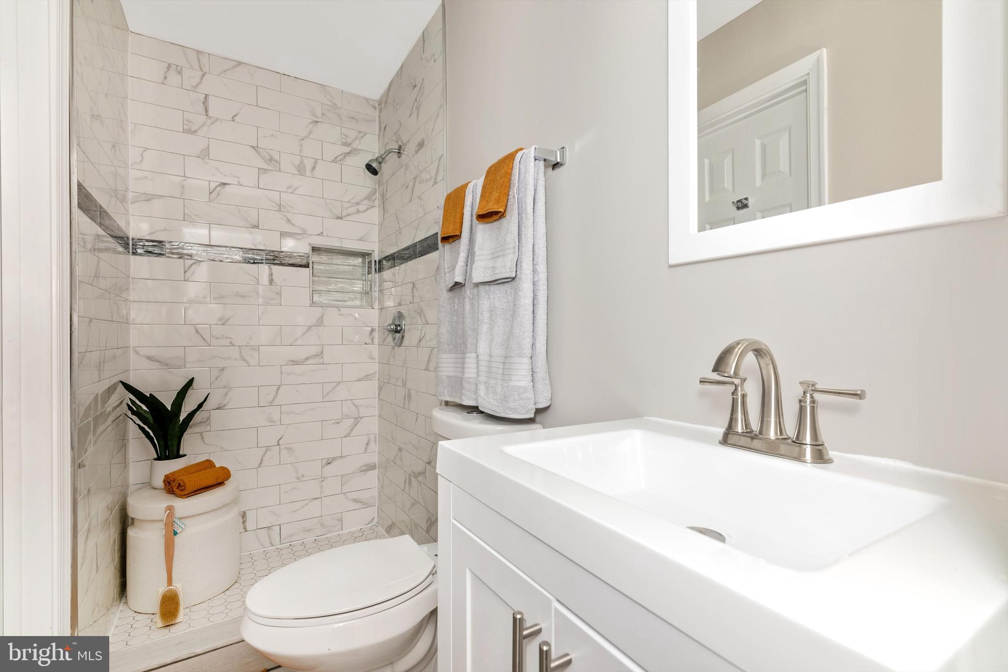 WHEATON WOODS - Residential