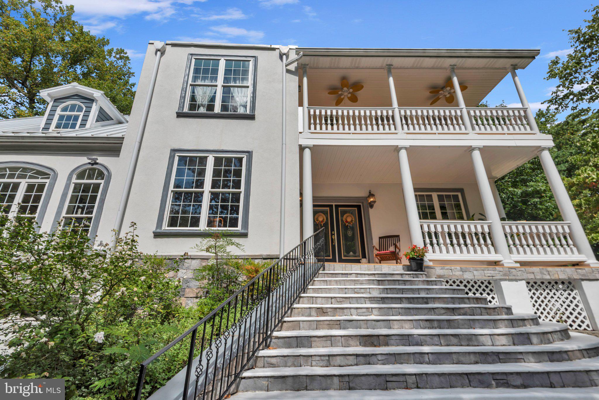 527 FOREST ROAD