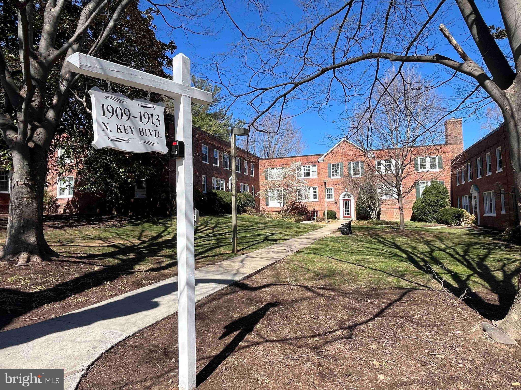 COLONIAL VILLAGE - Residential Lease