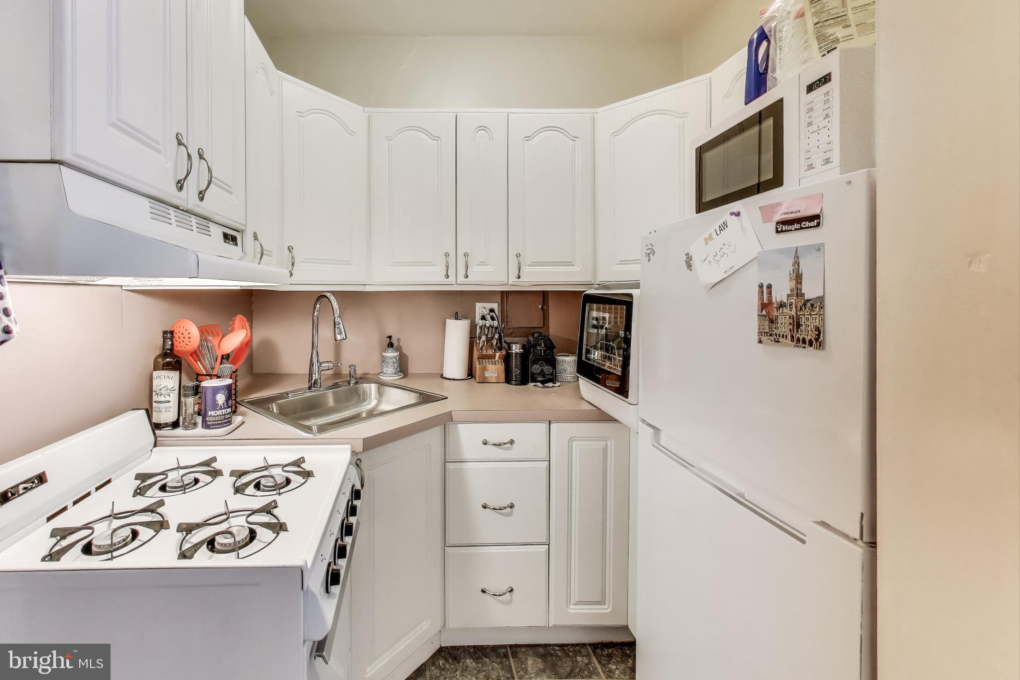 1 SCOTT CIRCLE NW 617