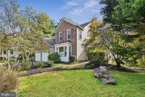 903 LAKE FRONT DRIVE BOWIE MD 20721