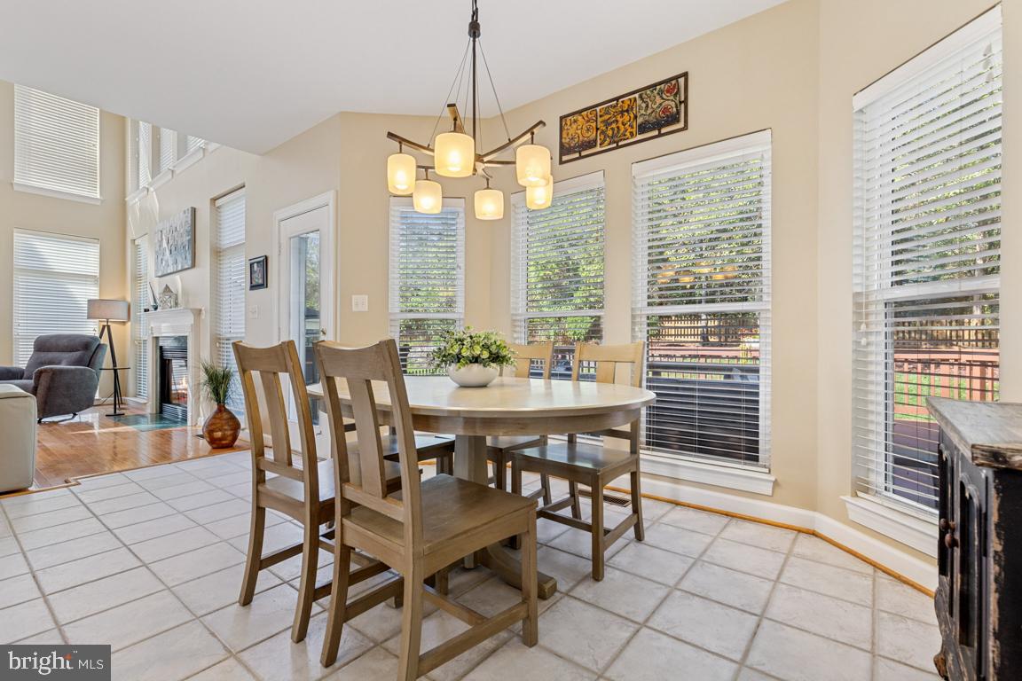 ASHBURN VILLAGE - Residential