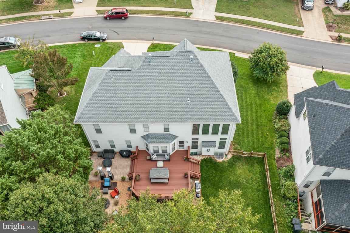 ASHBURN VILLAGE - Residential