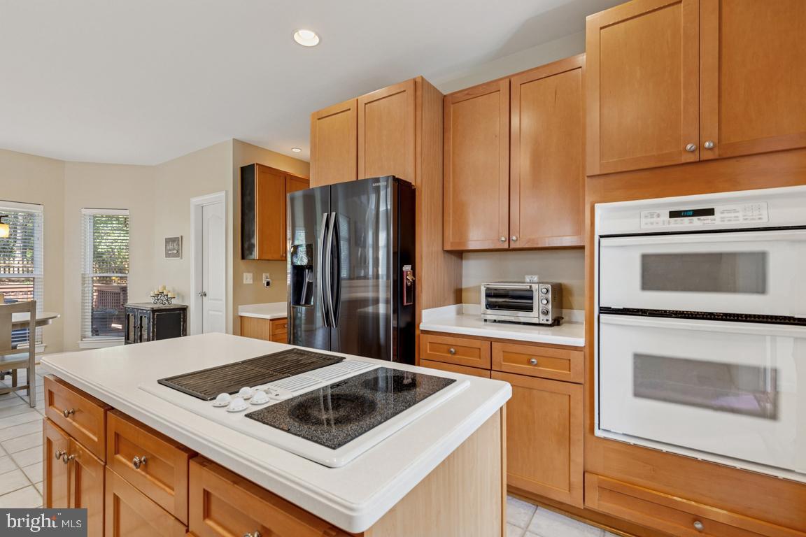 ASHBURN VILLAGE - Residential