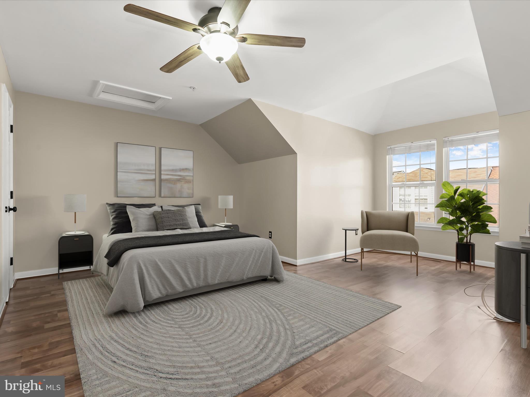 CROMWELL FOUNTAIN - Residential