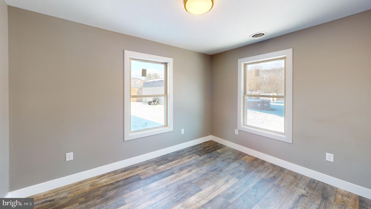 NEW CREEK HEIGHTS - Residential