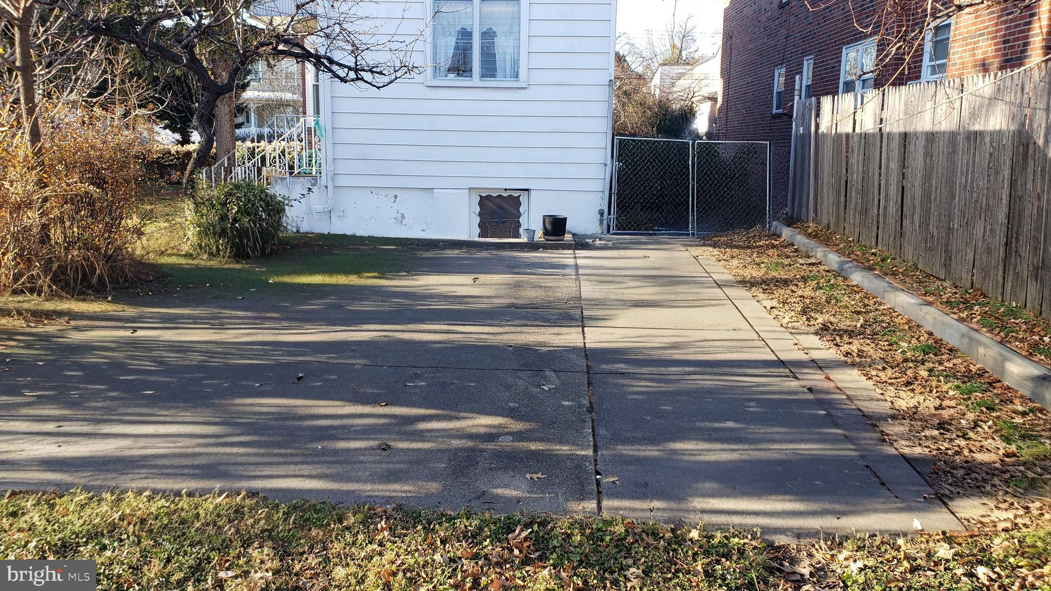 BURHOLME - Residential